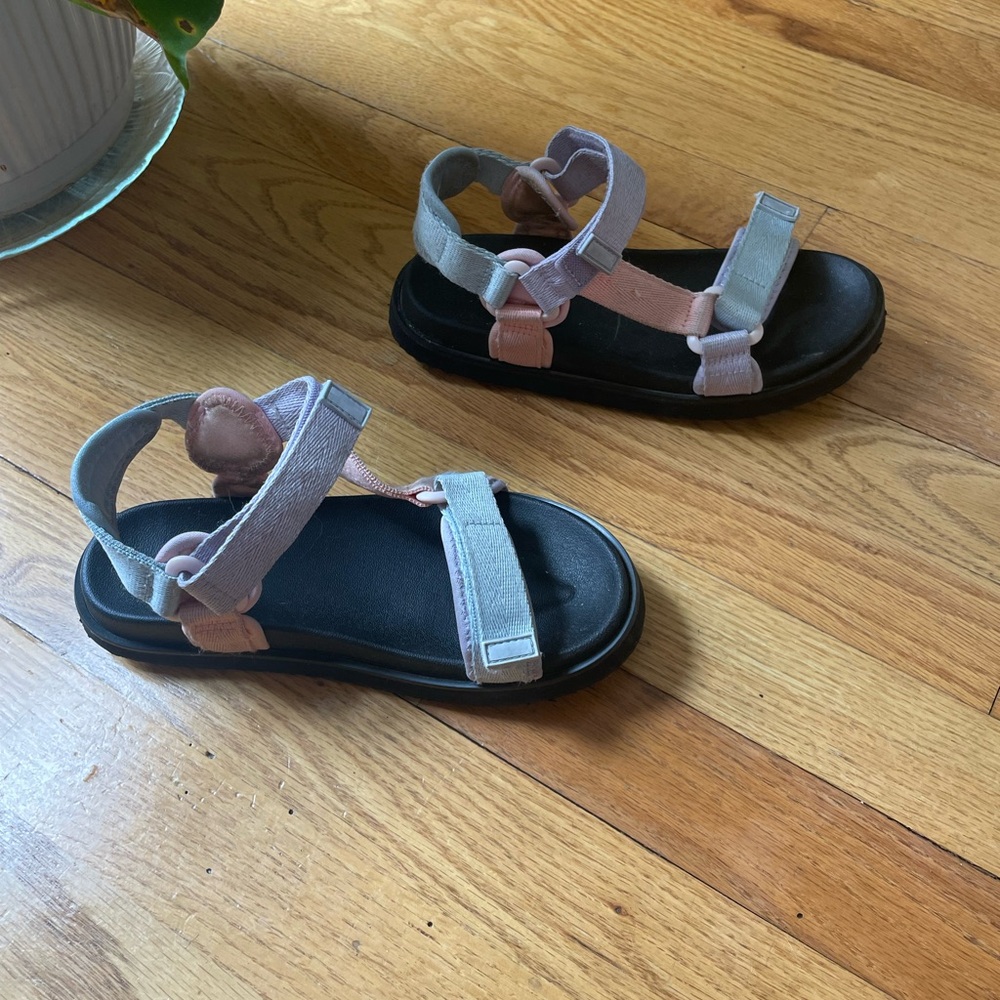 Kids Pink Blue Purple Sandals size 2